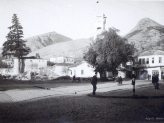 Πλατεία 1942 χαλάσματα